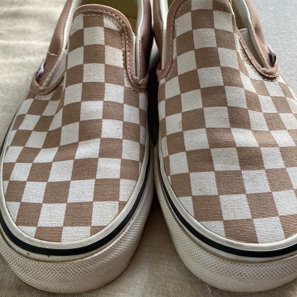 VANS Classic Checkerboard Shoes - Picture 8 of 10